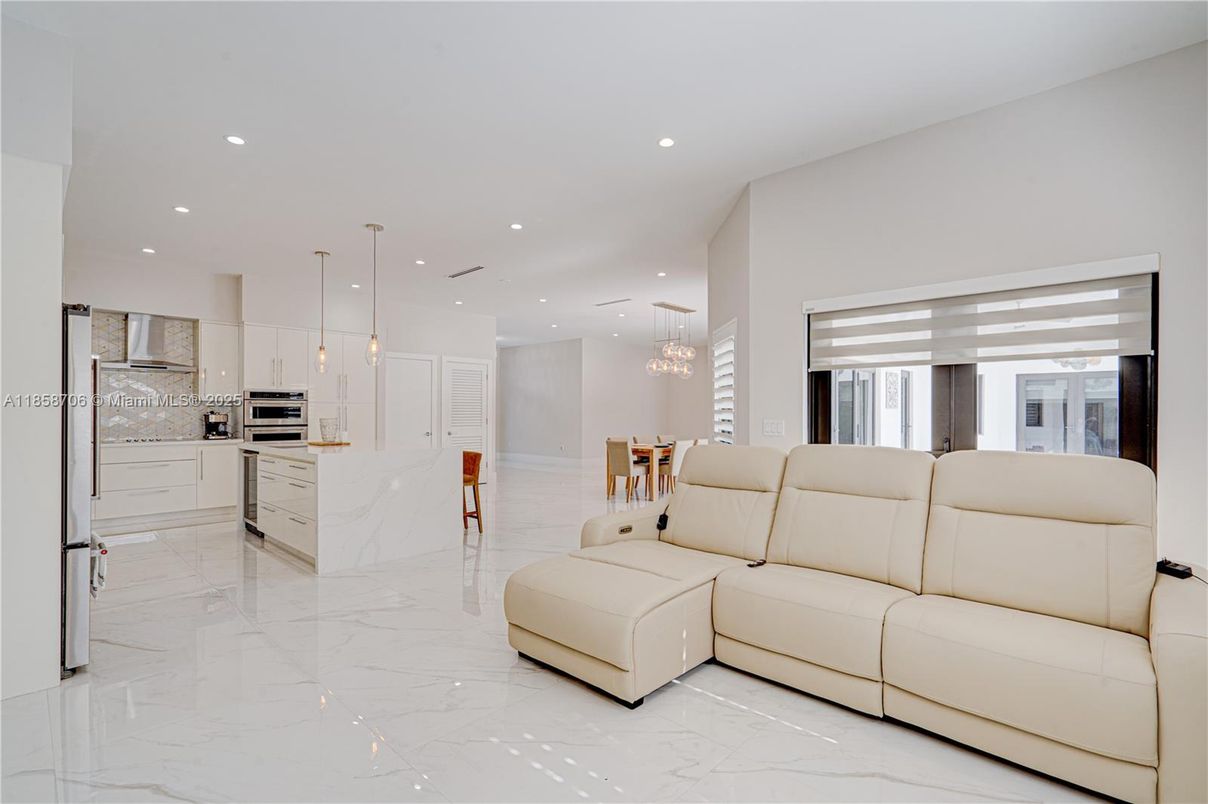 Dining room, Interior, Kitchen, Living room, Marble, Pendant Lights, Recessed Lighting