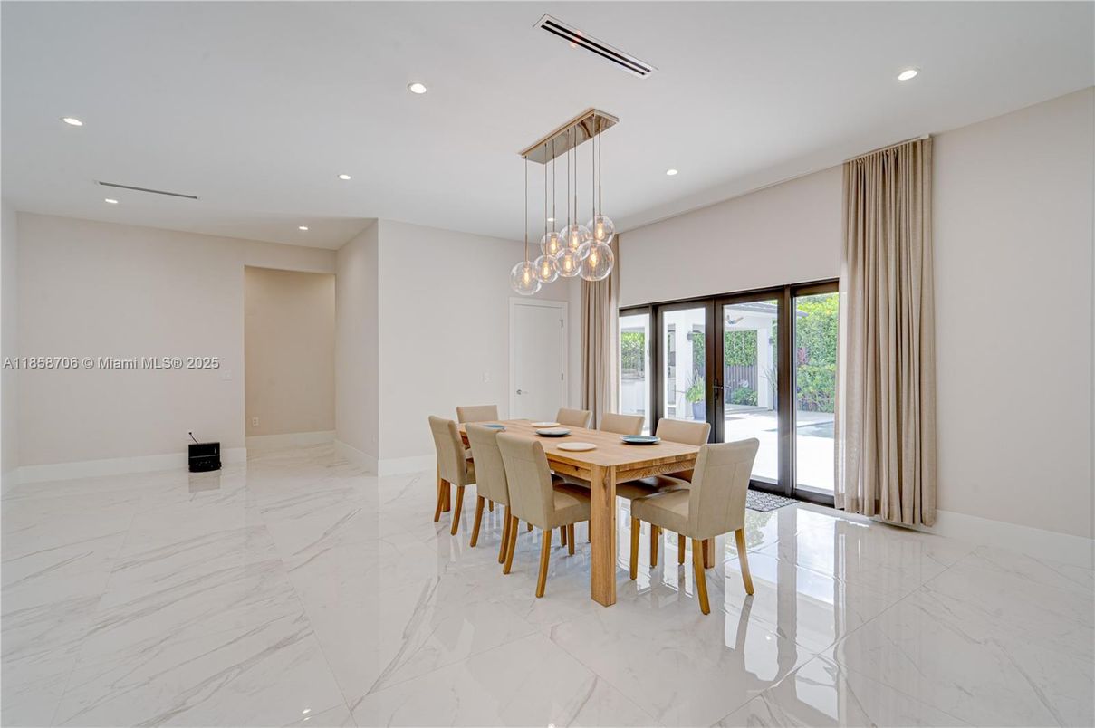 Dining room, Interior, Marble, Pendant Lights, Recessed Lighting