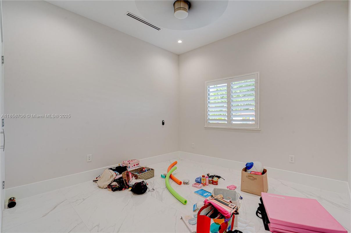 Interior, Marble, Recessed Lighting