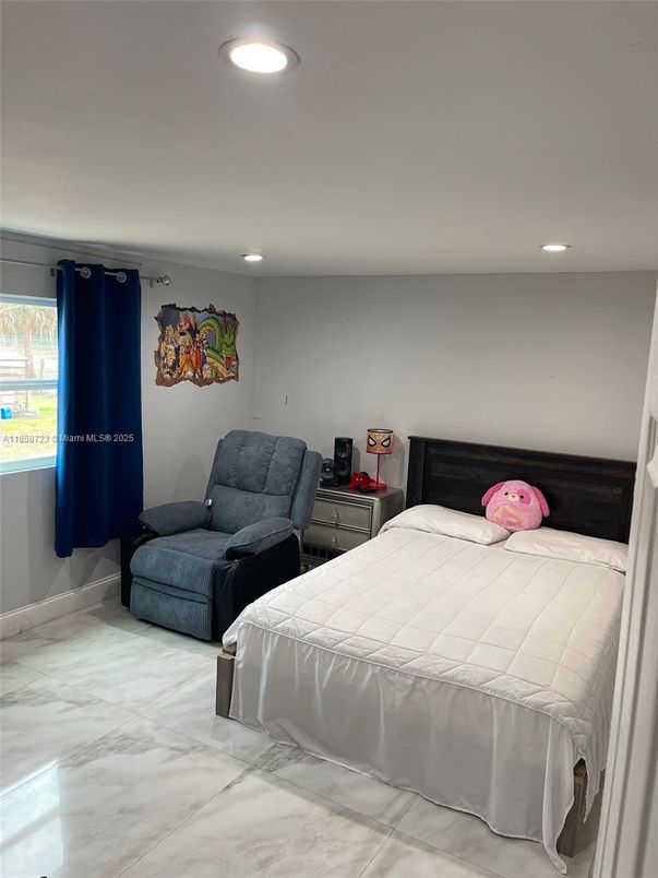 Bedroom, Interior, Marble, Recessed Lighting