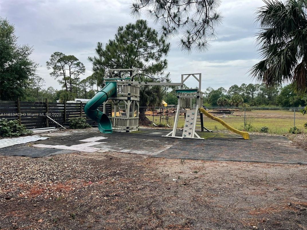 Backyard, Exterior, Playground