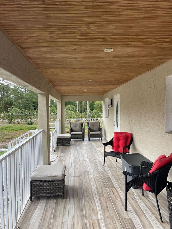 Exterior, Wood Texture Flooring