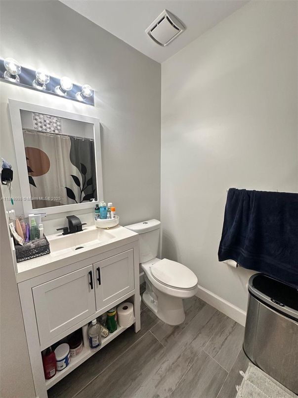 Bathroom, Interior, Wood Texture Flooring