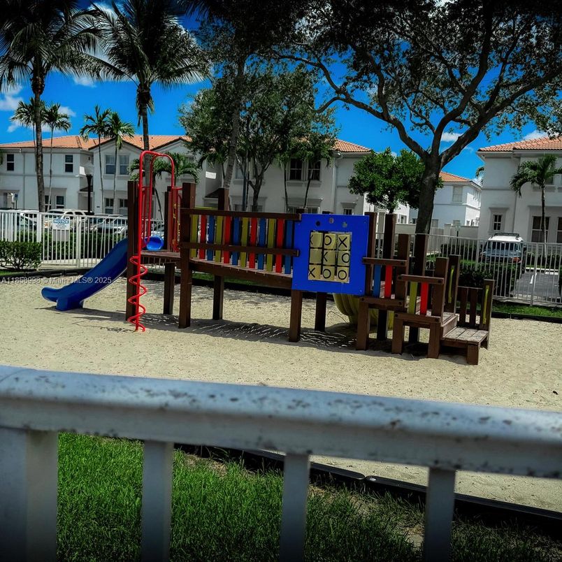 Backyard, Exterior, Playground