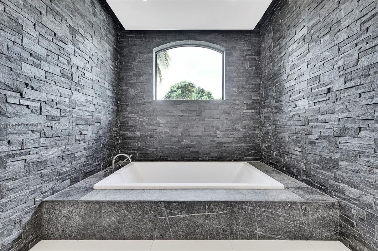Bathroom, Interior, Recessed Lighting, Stone Walls