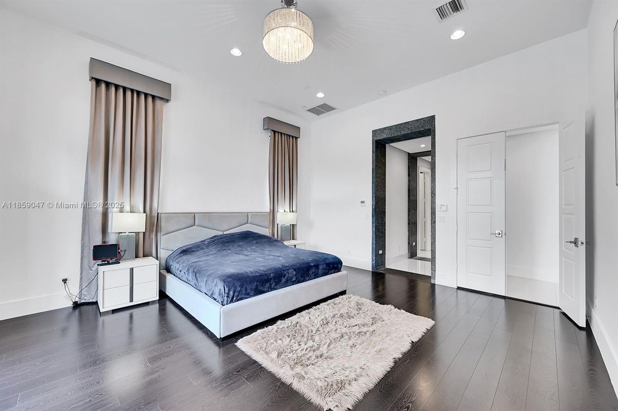 Bedroom, Chandelier, Interior, Pendant Lights, Recessed Lighting, Wood Texture Flooring