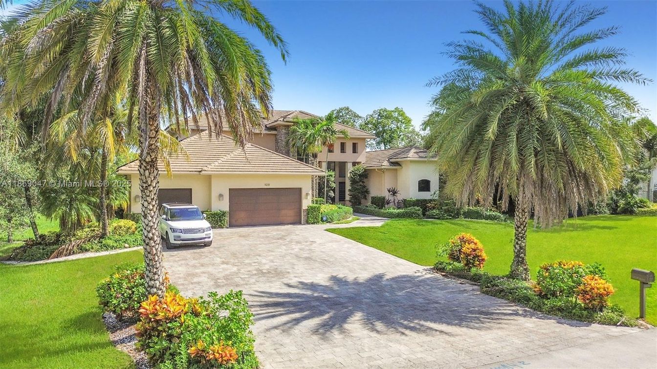 Attached, Backyard, Exterior, Facade, Mediterranean