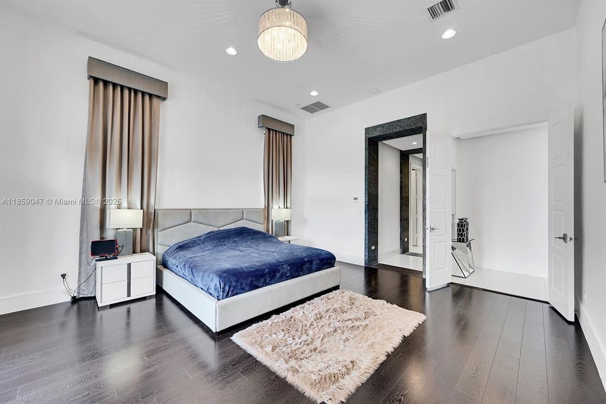 Bedroom, Interior, Pendant Lights, Recessed Lighting, Wood Texture Flooring