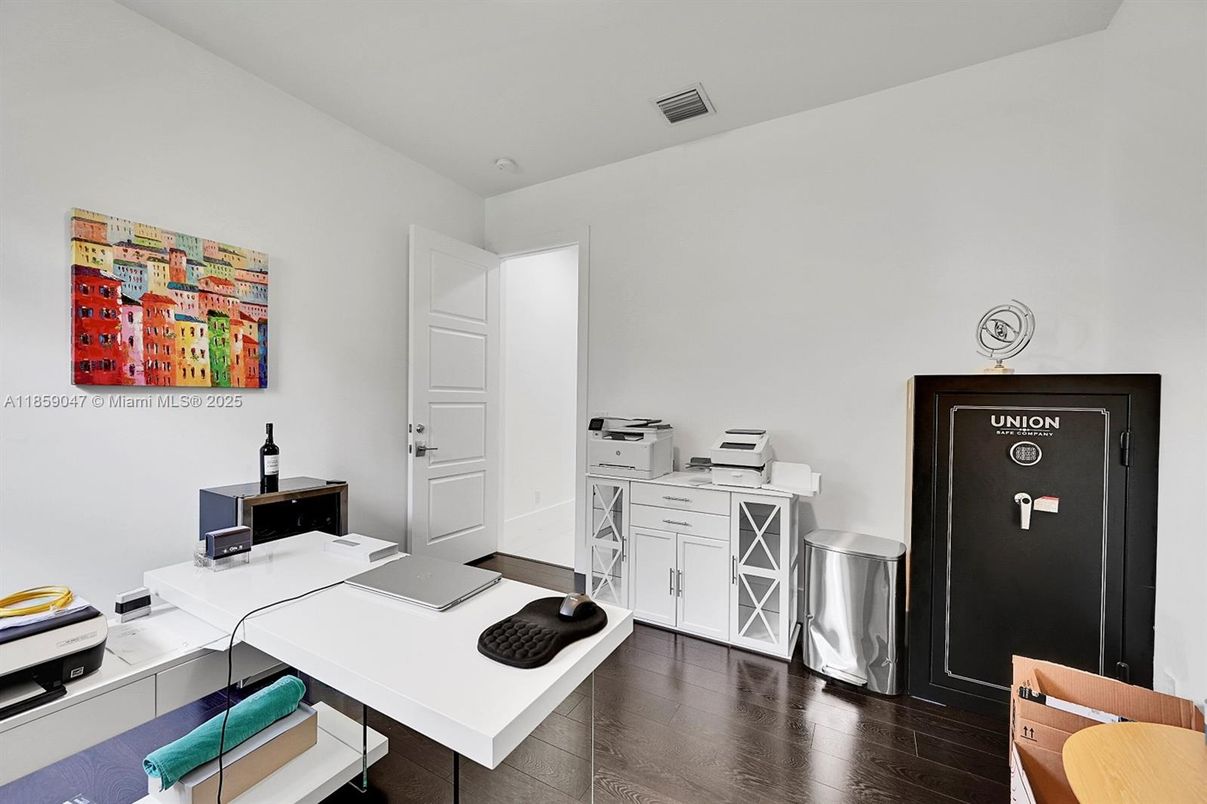 Home Office, Interior, Wood Texture Flooring