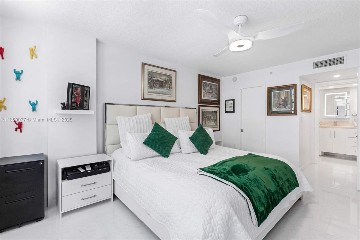 Bedroom, Interior, Marble, Recessed Lighting