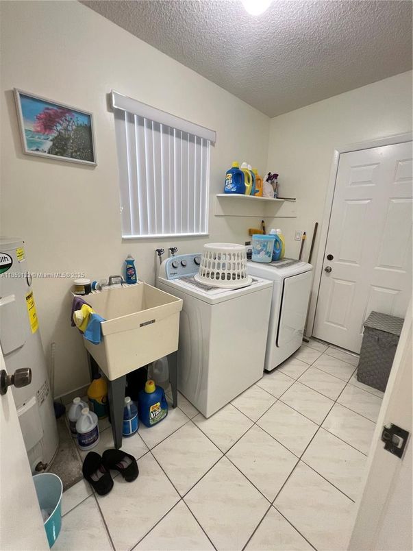 Interior, Washer