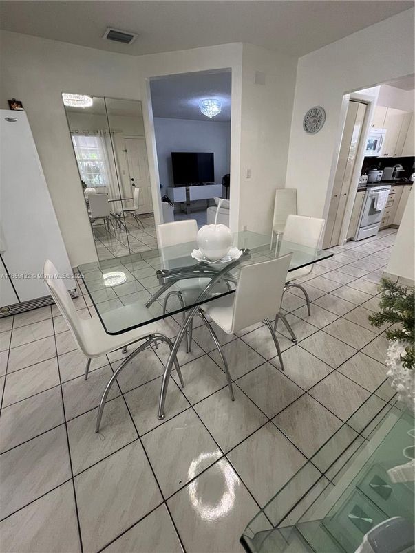 Dining room, Interior, Kitchen