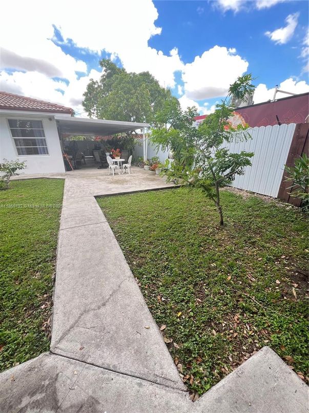 Backyard, Exterior