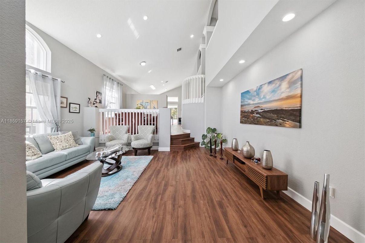 Interior, Living room, Pendant Lights, Recessed Lighting, Wood Texture Flooring