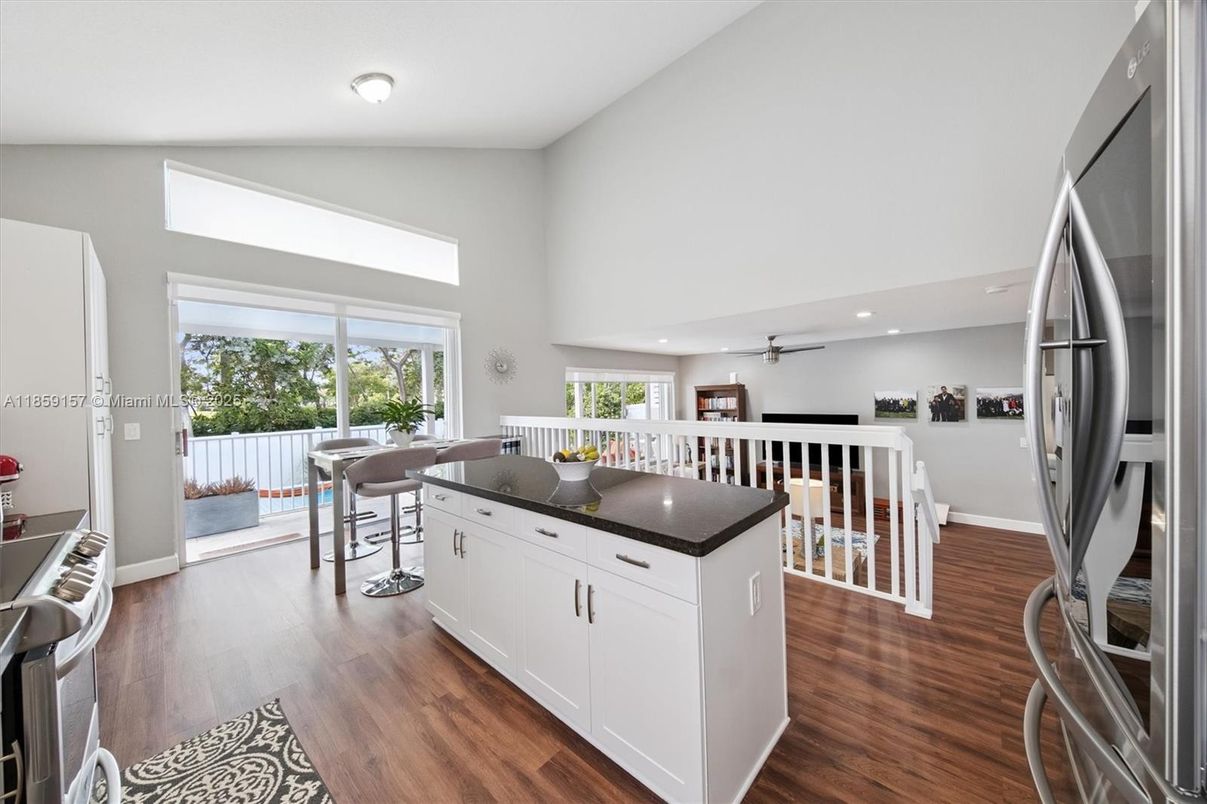 Dining room, Interior, Kitchen, Recessed Lighting, Wood Texture Flooring
