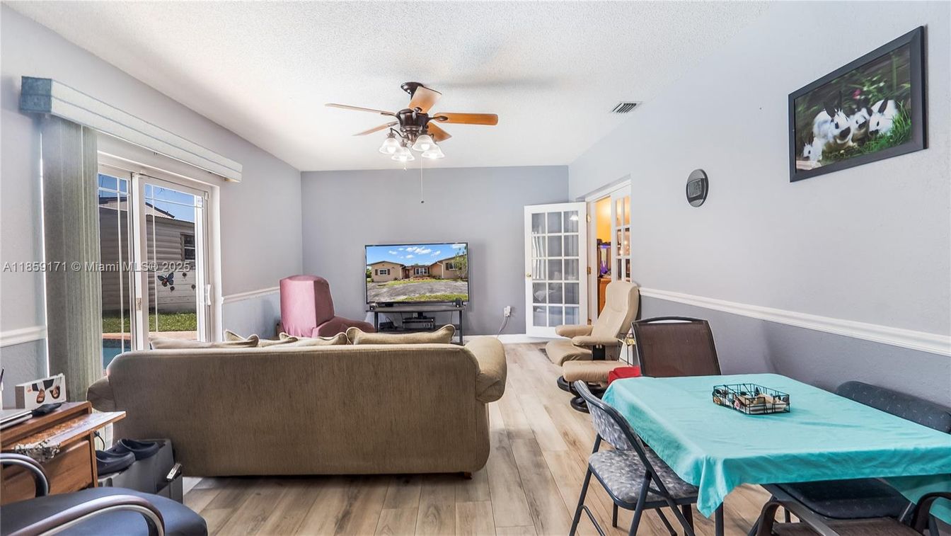 Dining room, Interior, Living room, Wood Texture Flooring