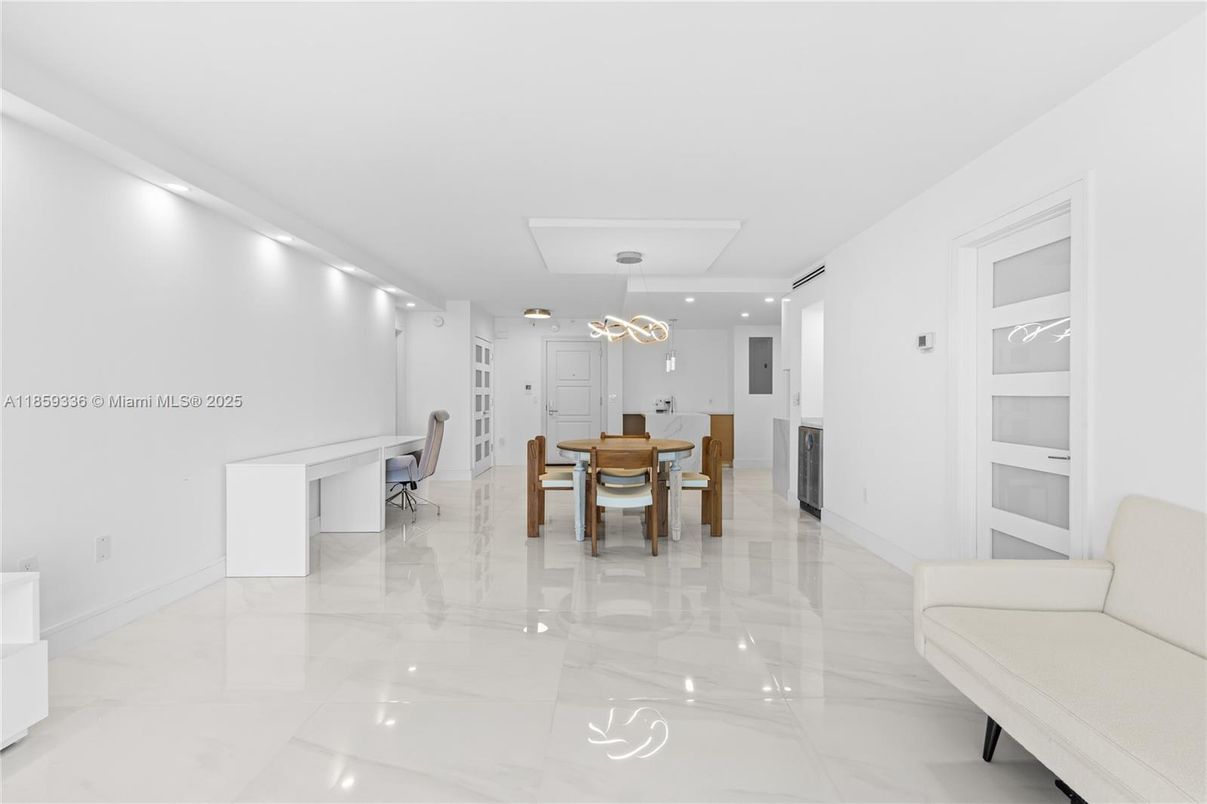 Dining room, Interior, Marble, Recessed Lighting