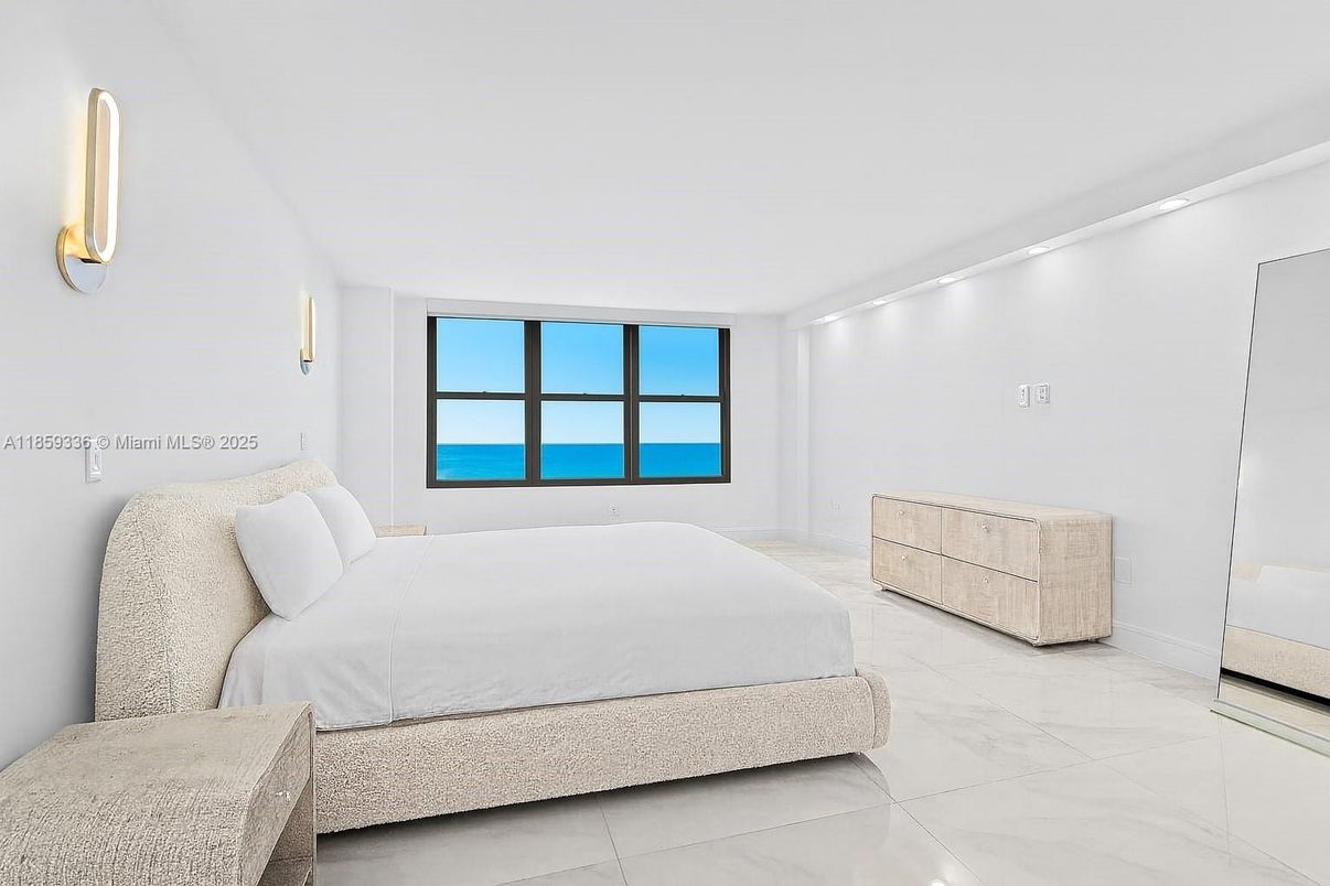 Bedroom, Interior, Marble, Water