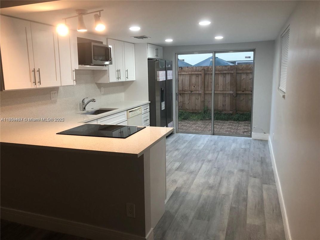 Interior, Kitchen, Recessed Lighting, Wood Texture Flooring