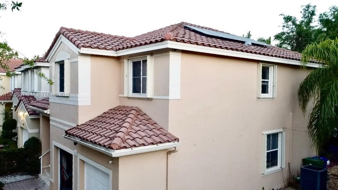 Exterior, Solar Panels