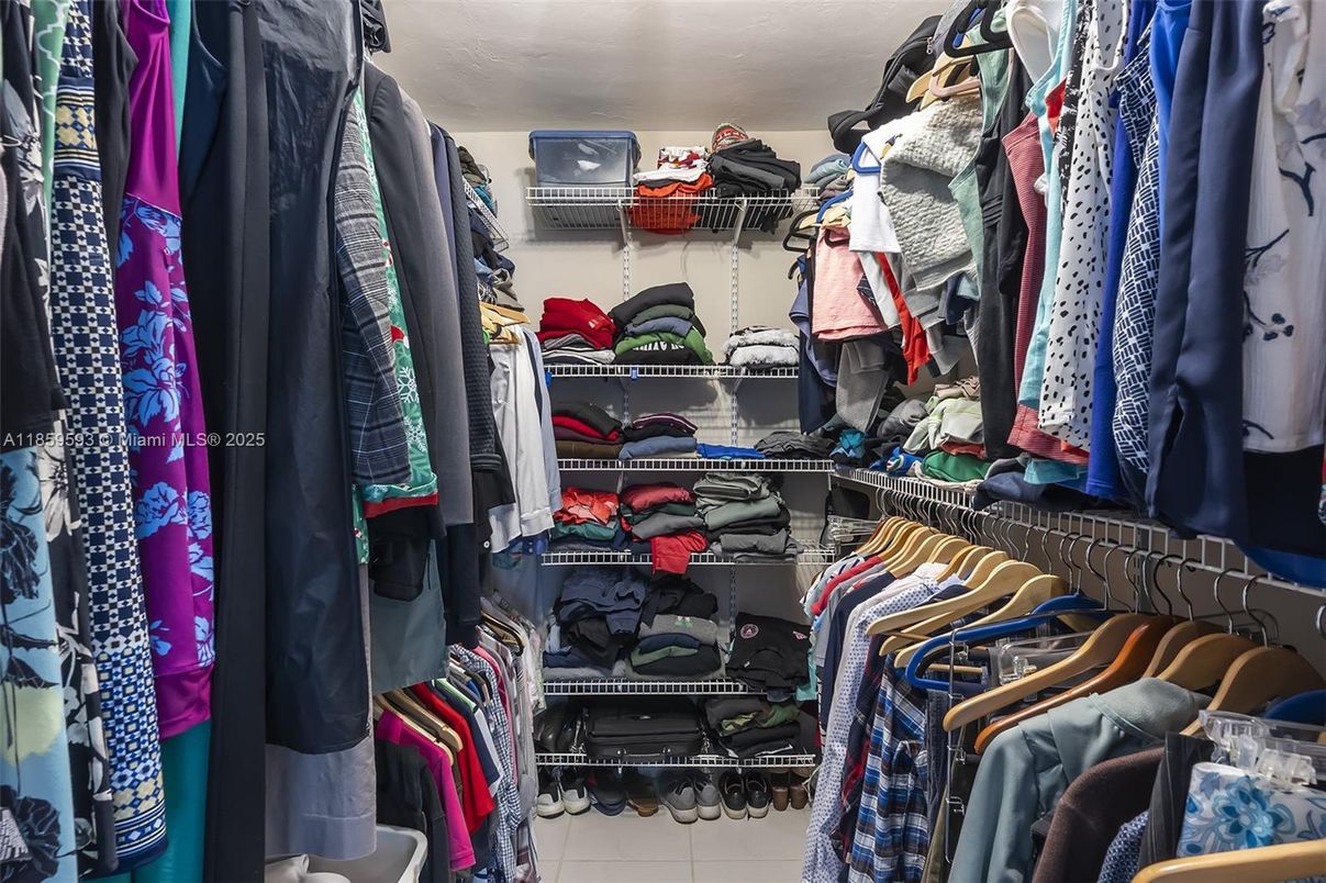 Interior, Walk-in Closets