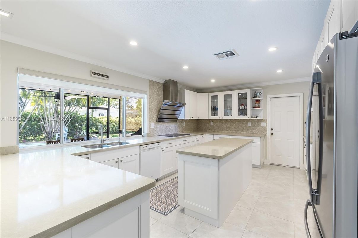 Interior, Kitchen, Recessed Lighting