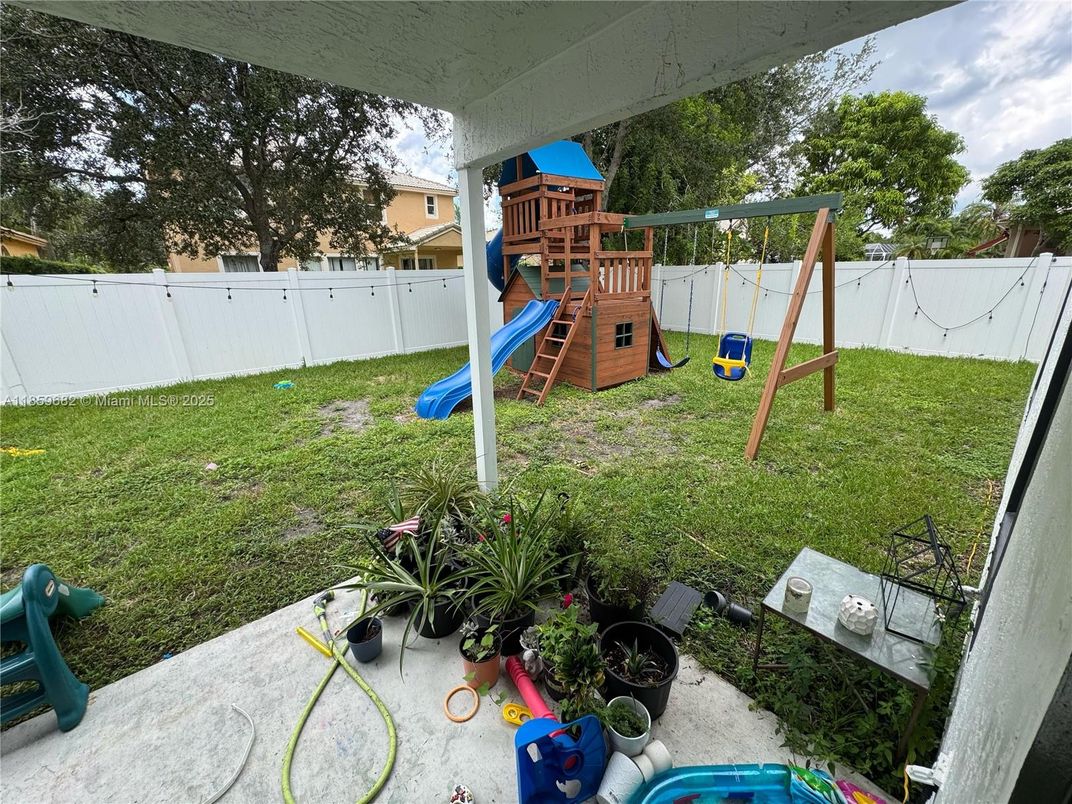 Backyard, Exterior, Playground