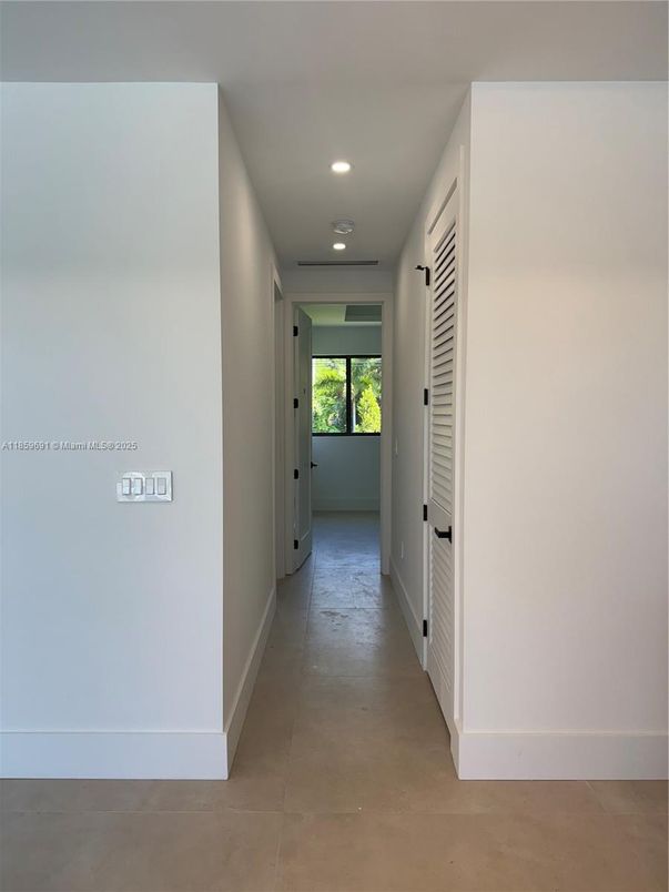 Interior, Recessed Lighting