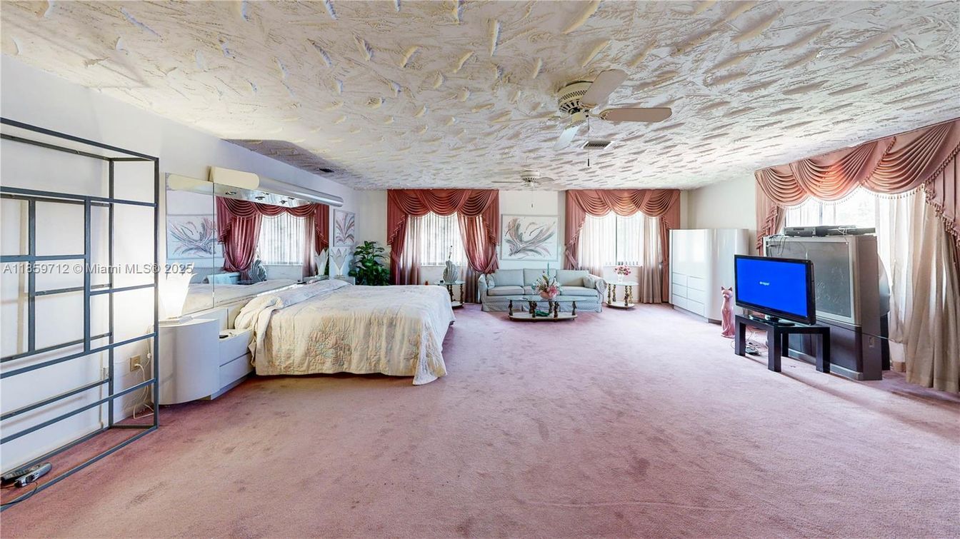 Bedroom, Interior, Living room