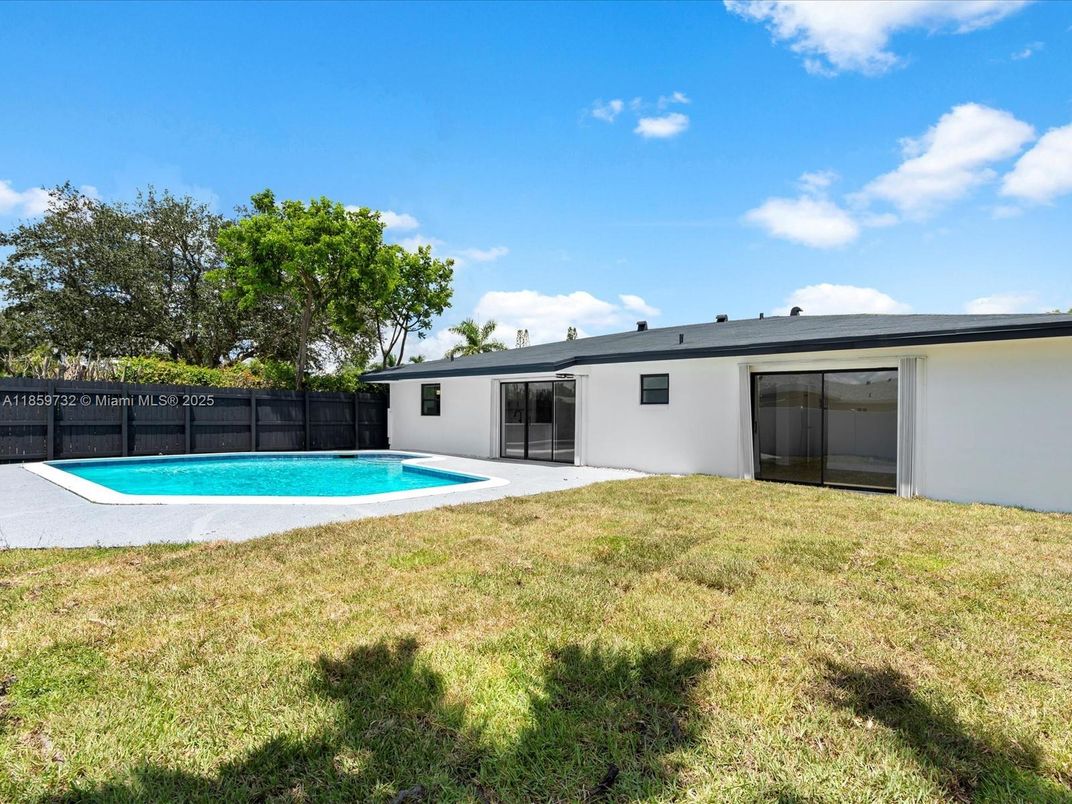 Backyard, Exterior, Pool