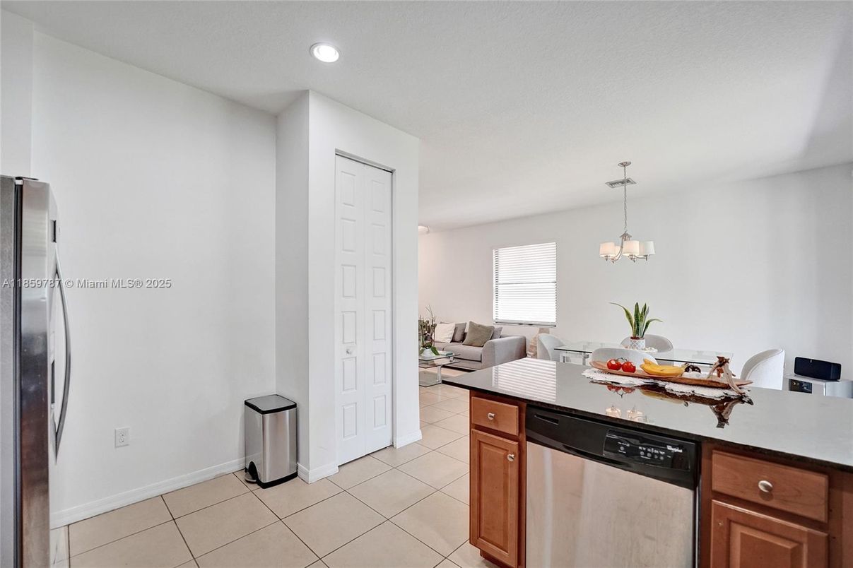 Chandelier, Dining room, Interior, Kitchen, Living room, Recessed Lighting, Stainless Steel Appliances