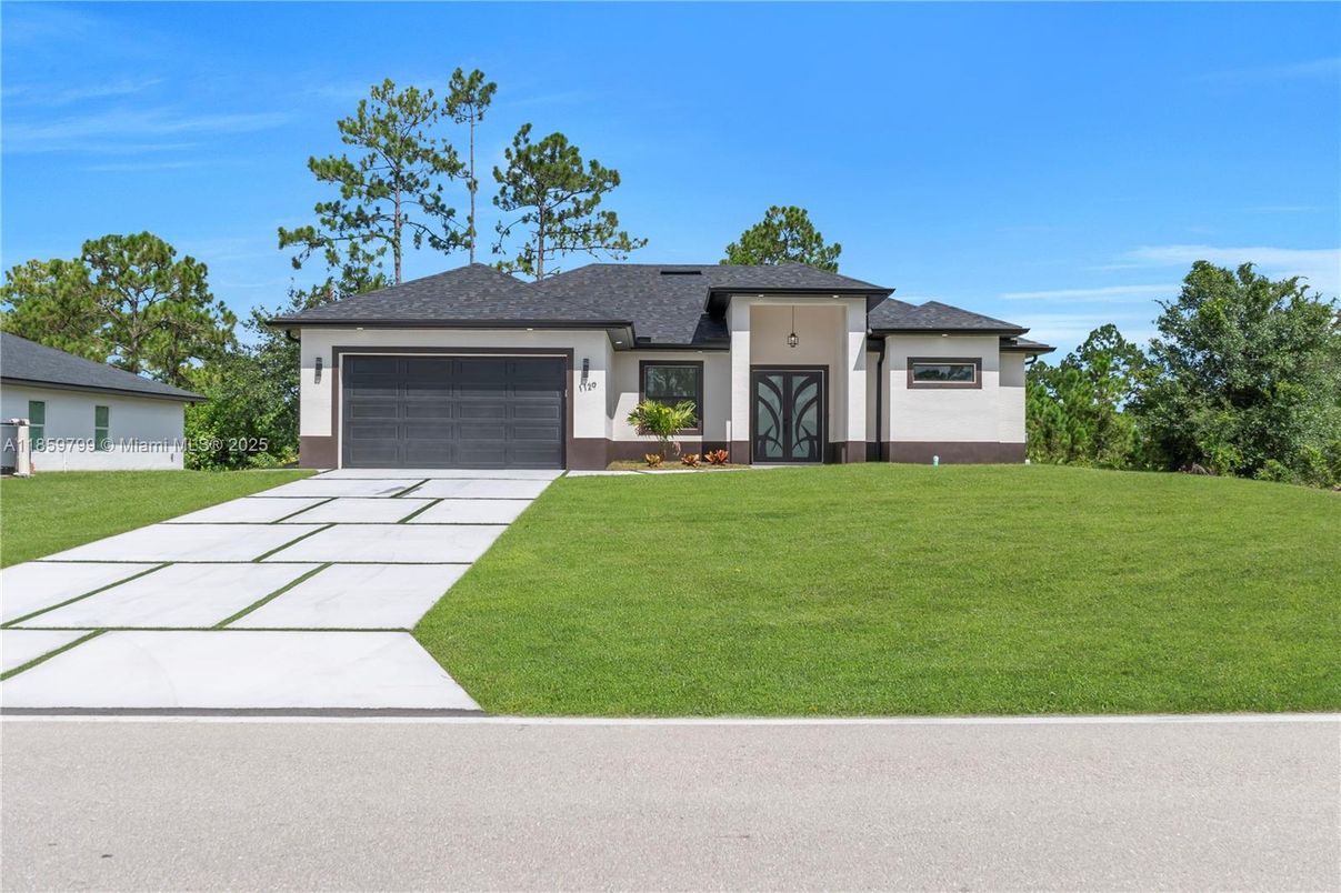 Attached, Backyard, Exterior, Facade, Ranch