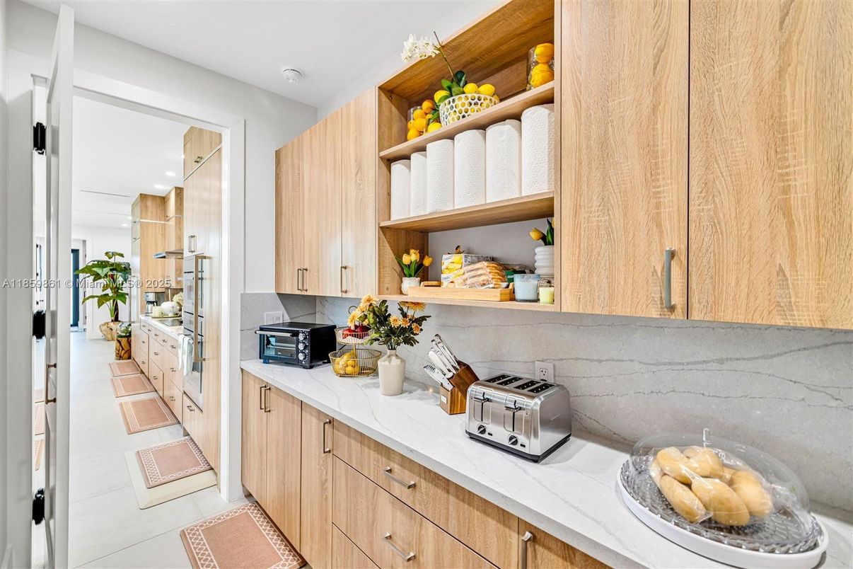 Interior, Kitchen, Recessed Lighting