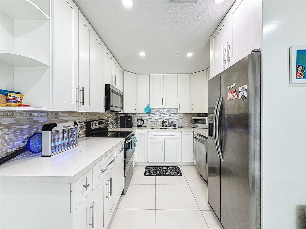 Interior, Kitchen, Recessed Lighting