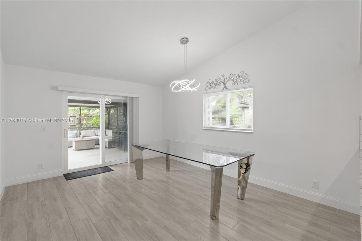 Interior, Pendant Lights, Wood Texture Flooring