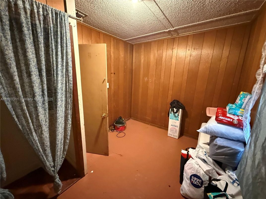 Empty room, Interior, Wooden Walls