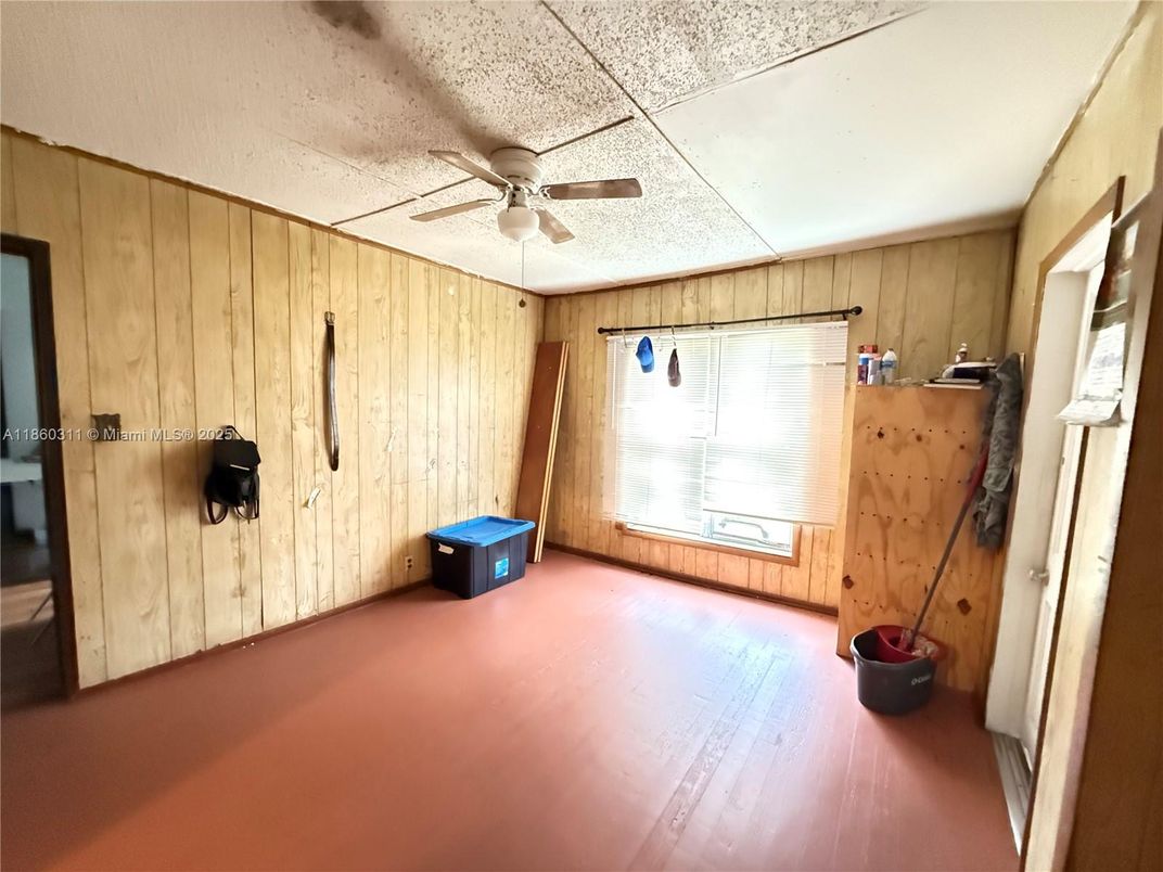 Empty room, Interior, Wood Texture Flooring, Wooden Walls