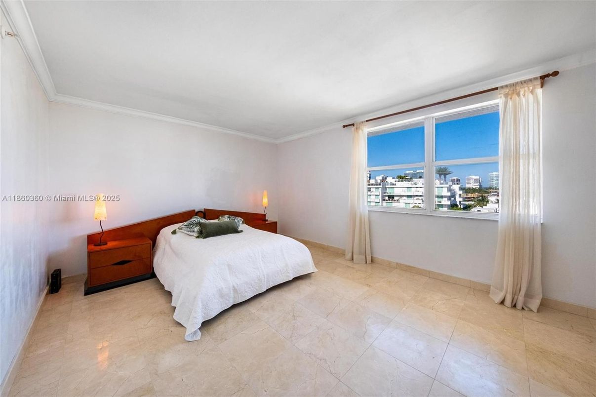 Bedroom, Interior, Water