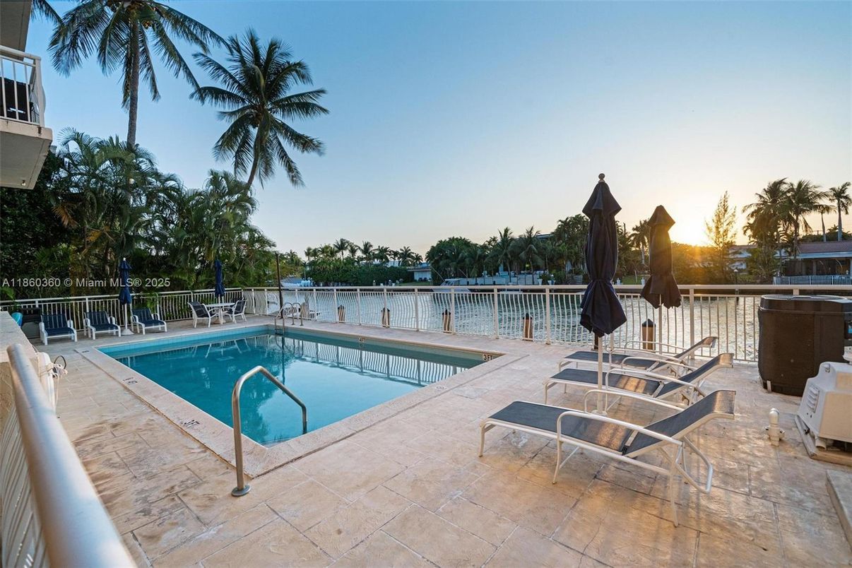 Exterior, Pool, Water