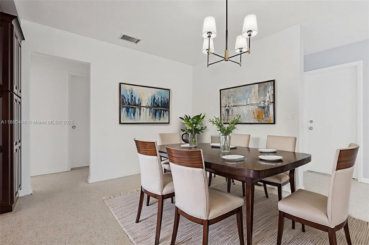 Chandelier, Dining room, Interior