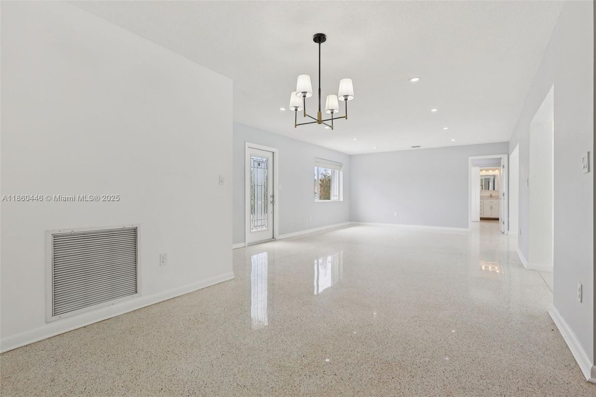 Chandelier, Empty room, Interior, Recessed Lighting