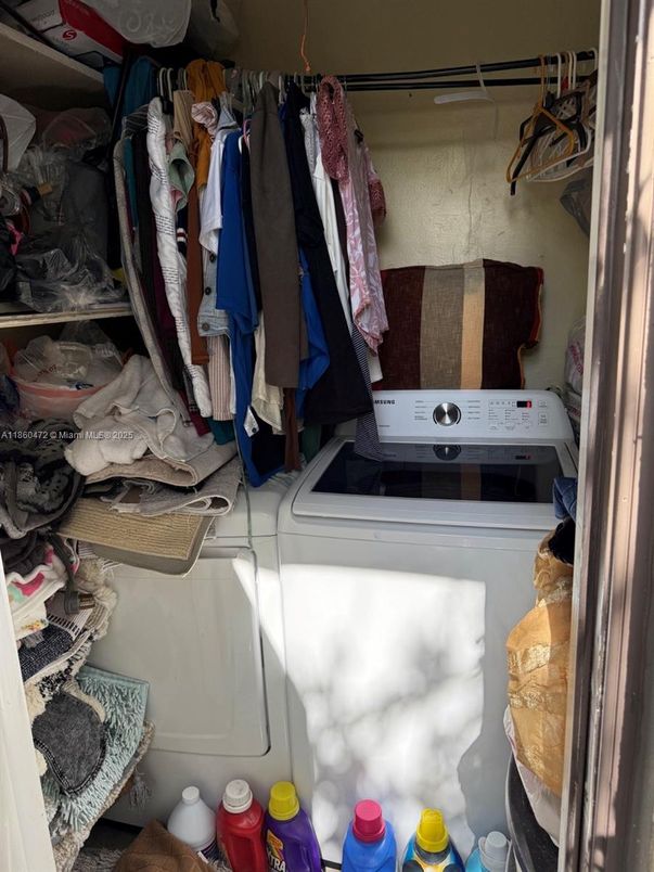 Interior, Utility Closets, Washer