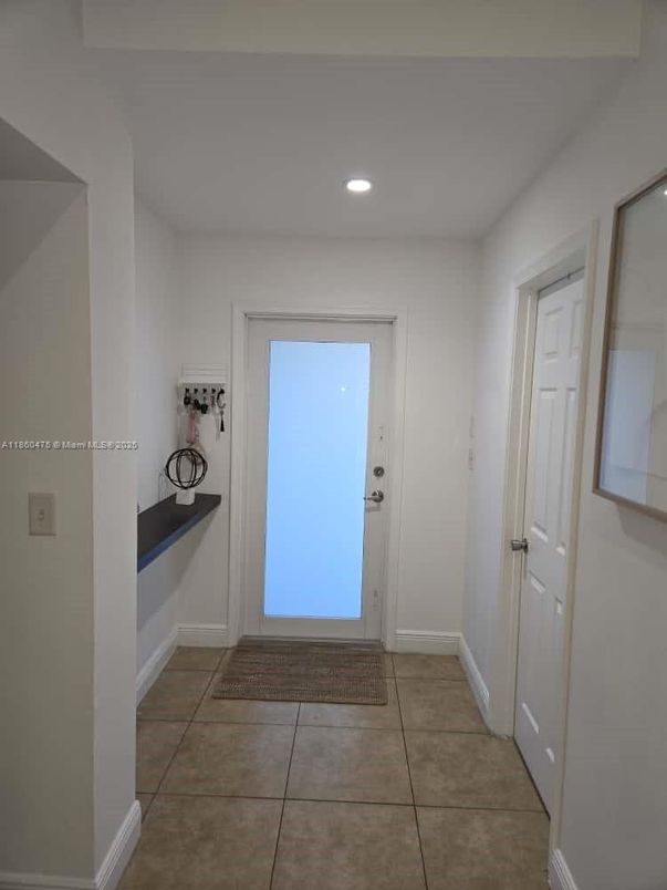 Interior, Recessed Lighting
