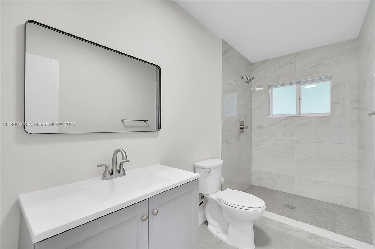 Bathroom, Interior, Marble, Marble Walls