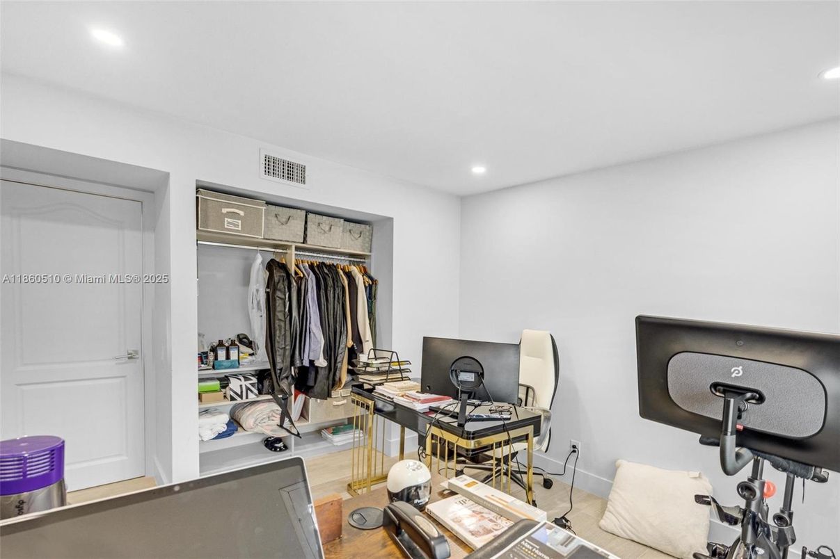 Fitness Equipment, Home Office, Interior, Recessed Lighting, Wood Texture Flooring