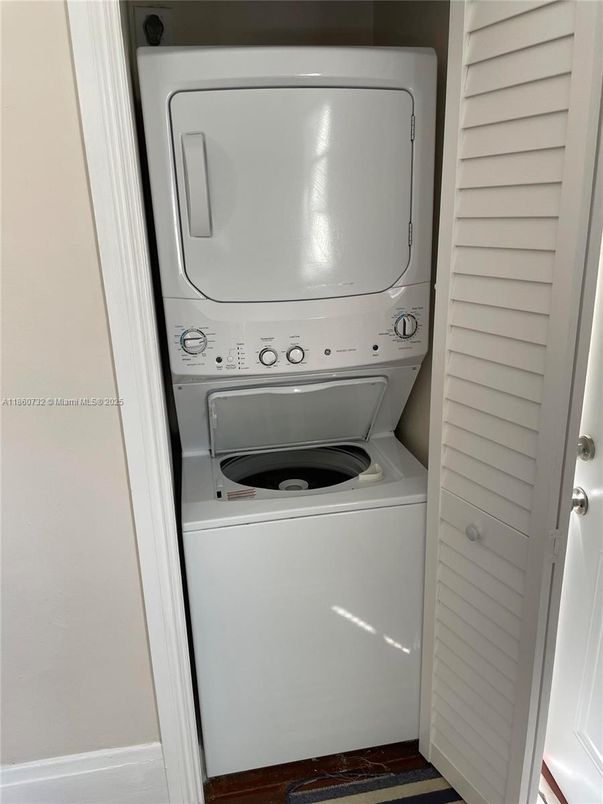 Interior, Utility Closets, Washer