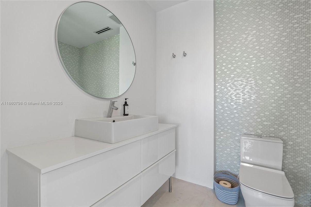 Bathroom, Interior