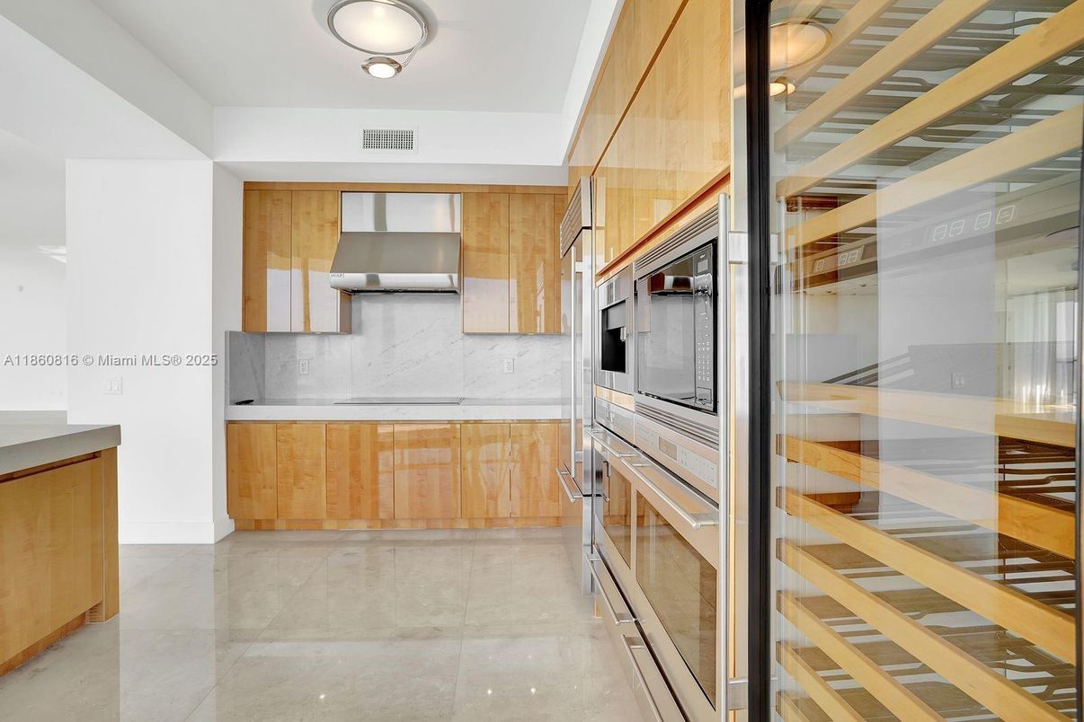 Interior, Kitchen, Stainless Steel Appliances