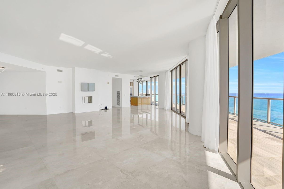 Interior, Water