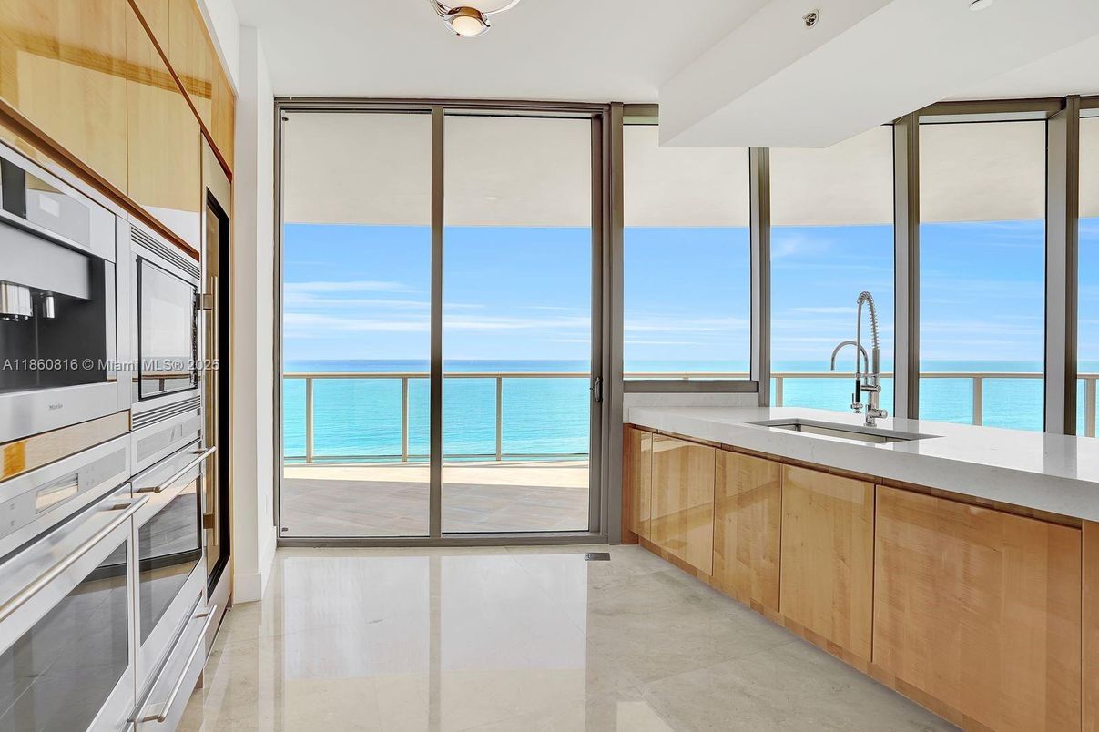 Interior, Kitchen, Water